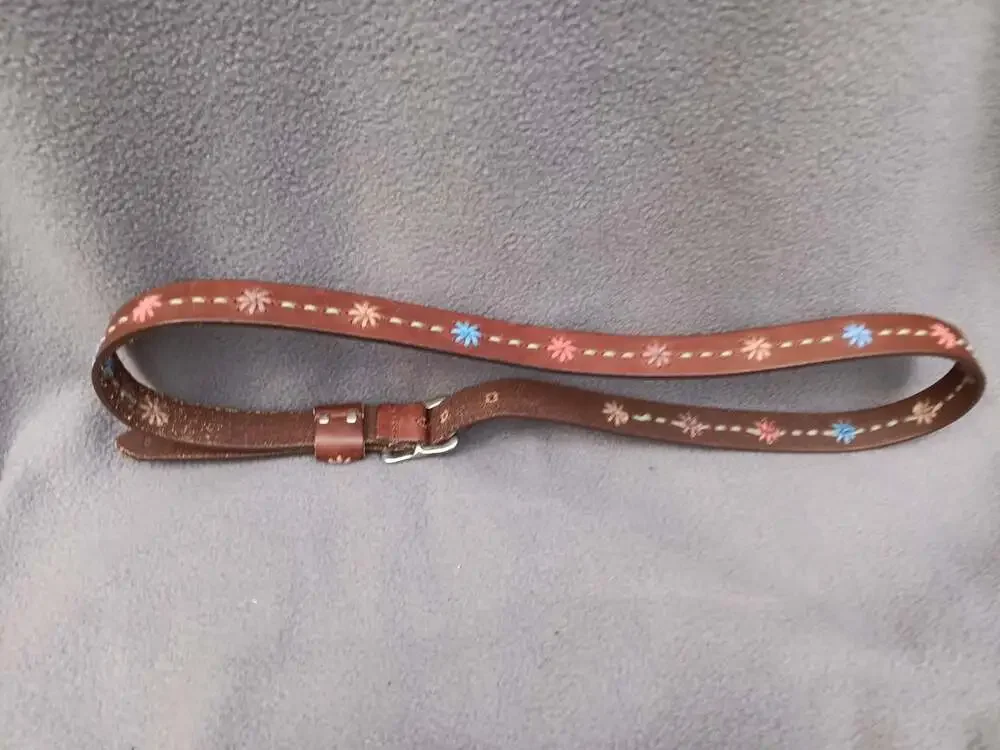 VTG Dockers Brown Leather Belt Sz Large Genuine Leather Flower Stitching